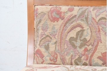 中古　美品　横浜クラシック家具ダニエル(Daniel)　座面下に収納を備えた3人掛けソファ　(R-090592)