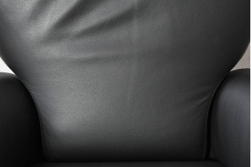中古　美品　Cassina(カッシーナ)　本革　リクライニング　パーソナルチェア　K10 DODO(ドド)　ドドシェーズロング　定価約167万2千円　(R-090601)