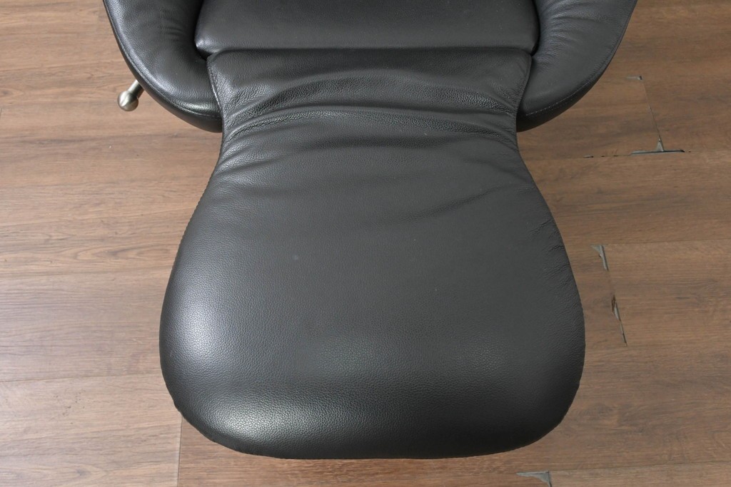 中古　美品　Cassina(カッシーナ)　本革　リクライニング　パーソナルチェア　K10 DODO(ドド)　ドドシェーズロング　定価約167万2千円　(R-090601)