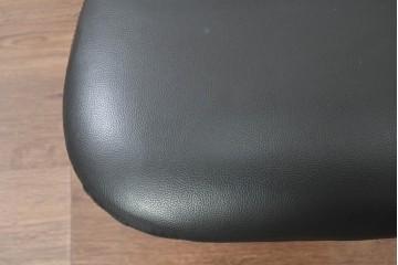中古　美品　Cassina(カッシーナ)　本革　リクライニング　パーソナルチェア　K10 DODO(ドド)　ドドシェーズロング　定価約167万2千円　(R-090601)