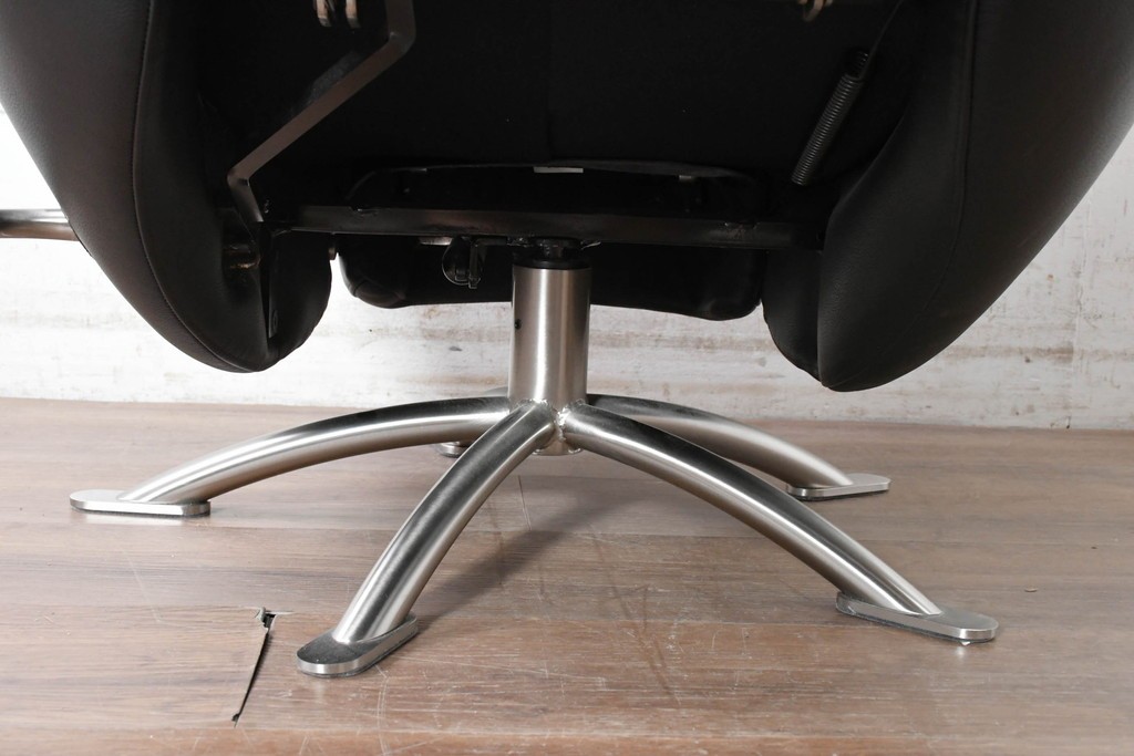 中古　美品　Cassina(カッシーナ)　本革　リクライニング　パーソナルチェア　K10 DODO(ドド)　ドドシェーズロング　定価約167万2千円　(R-090601)