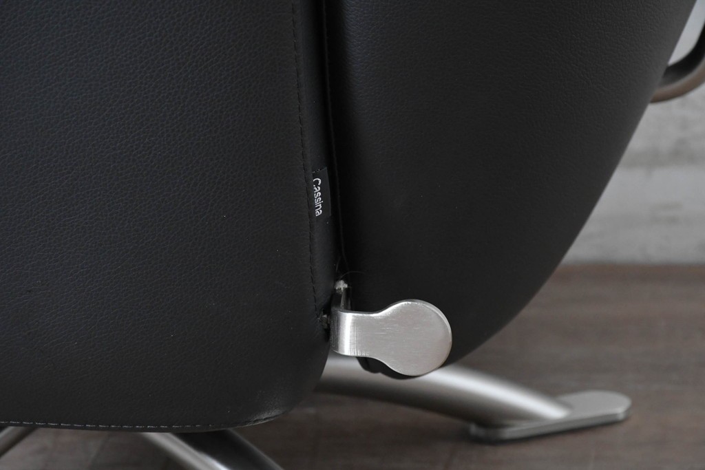 中古　美品　Cassina(カッシーナ)　本革　リクライニング　パーソナルチェア　K10 DODO(ドド)　ドドシェーズロング　定価約167万2千円　(R-090601)