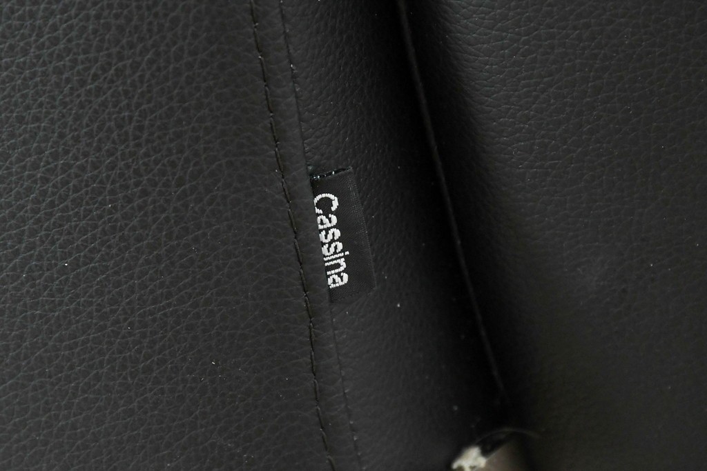 中古　美品　Cassina(カッシーナ)　本革　リクライニング　パーソナルチェア　K10 DODO(ドド)　ドドシェーズロング　定価約167万2千円　(R-090601)