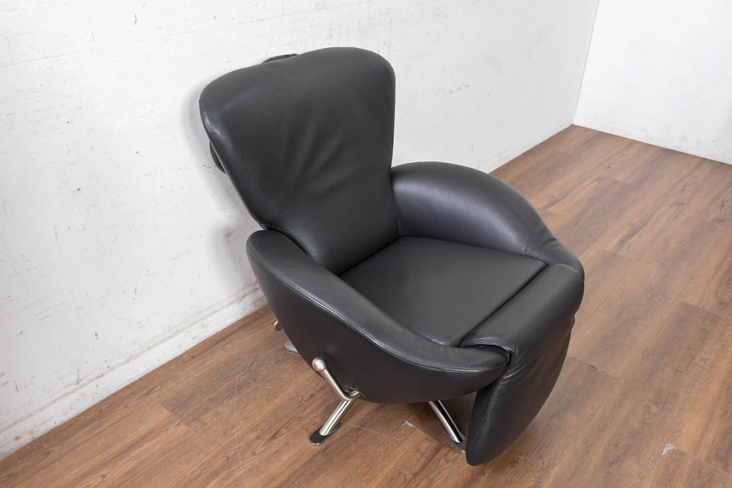 中古　美品　Cassina(カッシーナ)　本革　リクライニング　パーソナルチェア　K10 DODO(ドド)　ドドシェーズロング　定価約167万2千円　(R-090601)
