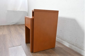 中古　美品　arflex(アルフレックス)　PORTO(ポルト)　天板の柔らかなカーブが印象的なネストサイドテーブル　定価約11万円　(R-090602)