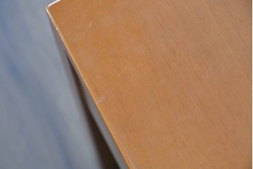 中古　美品　arflex(アルフレックス)　PORTO(ポルト)　天板の柔らかなカーブが印象的なネストサイドテーブル　定価約11万円　(R-090602)