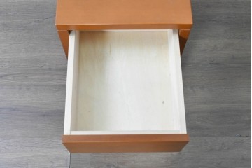 中古　美品　arflex(アルフレックス)　PORTO(ポルト)　天板の柔らかなカーブが印象的なネストサイドテーブル　定価約11万円　(R-090602)