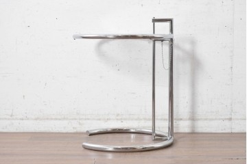 中古　美品　Cassina ixc.(カッシーナイクスシー)取り扱い　ClassiCon(クラシコン)　Eileen Gray(アイリーン・グレイ)　ADJUSTABLE TABLE(アジャスタブルテーブル)　E1027　サイドテーブル　定価約21万円　(R-090604)