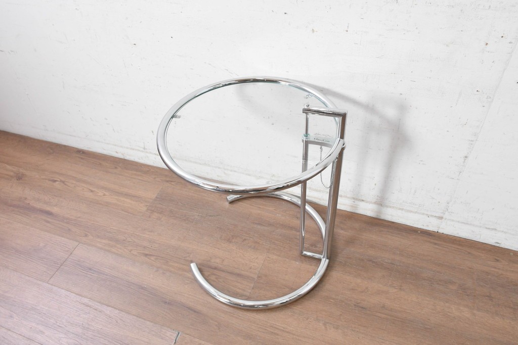 中古　美品　Cassina ixc.(カッシーナイクスシー)取り扱い　ClassiCon(クラシコン)　Eileen Gray(アイリーン・グレイ)　ADJUSTABLE TABLE(アジャスタブルテーブル)　E1027　サイドテーブル　定価約21万円　(R-090604)