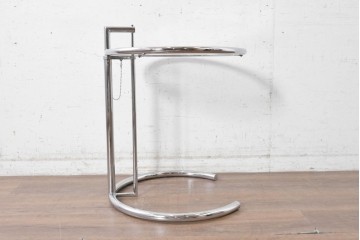 中古　美品　Cassina ixc.(カッシーナイクスシー)取り扱い　ClassiCon(クラシコン)　Eileen Gray(アイリーン・グレイ)　ADJUSTABLE TABLE(アジャスタブルテーブル)　E1027　サイドテーブル　定価約21万円　(R-090604)