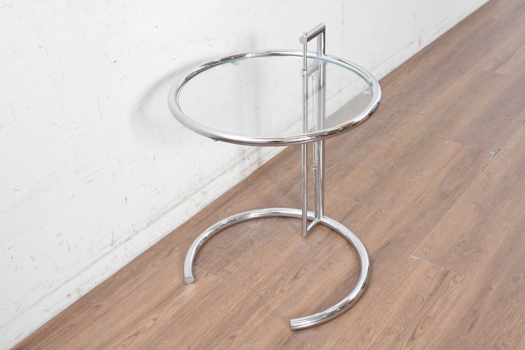 中古　美品　Cassina ixc.(カッシーナイクスシー)取り扱い　ClassiCon(クラシコン)　Eileen Gray(アイリーン・グレイ)　ADJUSTABLE TABLE(アジャスタブルテーブル)　E1027　サイドテーブル　定価約21万円　(R-090605)