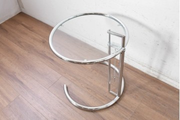中古　美品　Cassina ixc.(カッシーナイクスシー)取り扱い　ClassiCon(クラシコン)　Eileen Gray(アイリーン・グレイ)　ADJUSTABLE TABLE(アジャスタブルテーブル)　E1027　サイドテーブル　定価約21万円　(R-090605)