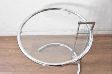 中古　美品　Cassina ixc.(カッシーナイクスシー)取り扱い　ClassiCon(クラシコン)　Eileen Gray(アイリーン・グレイ)　ADJUSTABLE TABLE(アジャスタブルテーブル)　E1027　サイドテーブル　定価約21万円　(R-090606)