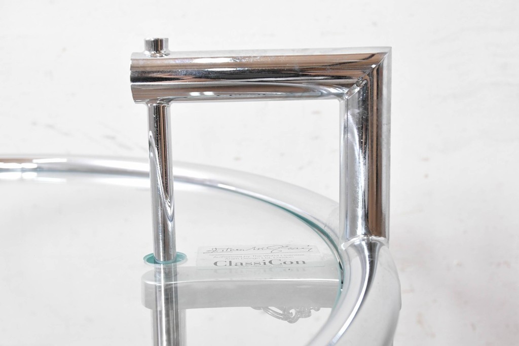 中古　美品　Cassina ixc.(カッシーナイクスシー)取り扱い　ClassiCon(クラシコン)　Eileen Gray(アイリーン・グレイ)　ADJUSTABLE TABLE(アジャスタブルテーブル)　E1027　サイドテーブル　定価約21万円　(R-090606)