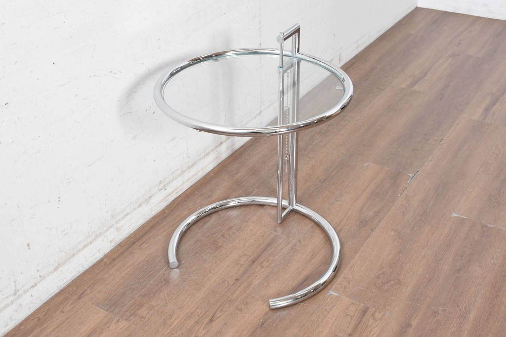 中古　美品　Cassina ixc.(カッシーナイクスシー)取り扱い　ClassiCon(クラシコン)　Eileen Gray(アイリーン・グレイ)　ADJUSTABLE TABLE(アジャスタブルテーブル)　E1027　サイドテーブル　定価約21万円　(R-090607)