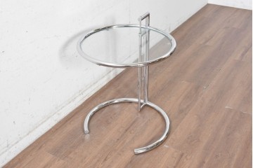 中古　美品　Cassina ixc.(カッシーナイクスシー)取り扱い　ClassiCon(クラシコン)　Eileen Gray(アイリーン・グレイ)　ADJUSTABLE TABLE(アジャスタブルテーブル)　E1027　サイドテーブル　定価約21万円　(R-090607)