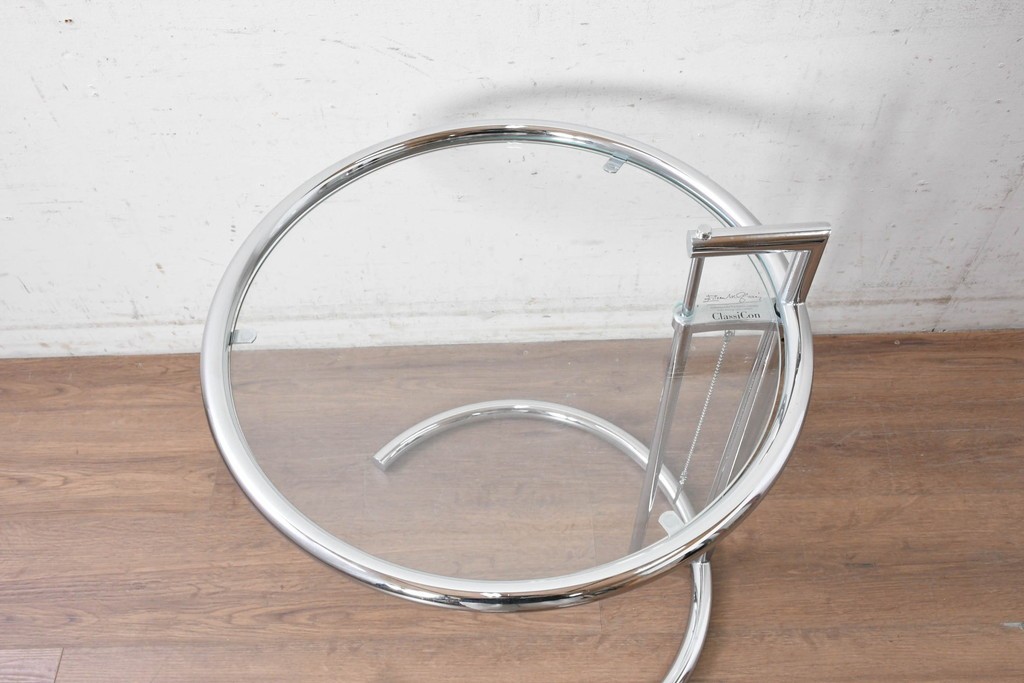 中古　美品　Cassina ixc.(カッシーナイクスシー)取り扱い　ClassiCon(クラシコン)　Eileen Gray(アイリーン・グレイ)　ADJUSTABLE TABLE(アジャスタブルテーブル)　E1027　サイドテーブル　定価約21万円　(R-090607)