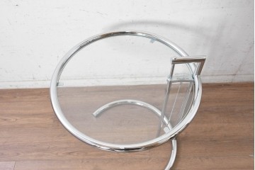 中古　美品　Cassina ixc.(カッシーナイクスシー)取り扱い　ClassiCon(クラシコン)　Eileen Gray(アイリーン・グレイ)　ADJUSTABLE TABLE(アジャスタブルテーブル)　E1027　サイドテーブル　定価約21万円　(R-090607)