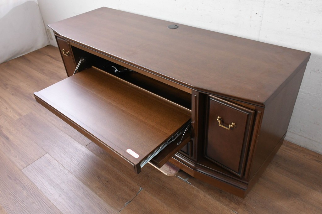 中古　美品　maruni(マルニ木工)　地中海ロイヤルシリーズ(ROYAL)　収納力が魅力のクラシカルなテレビ台　(R-090610)
