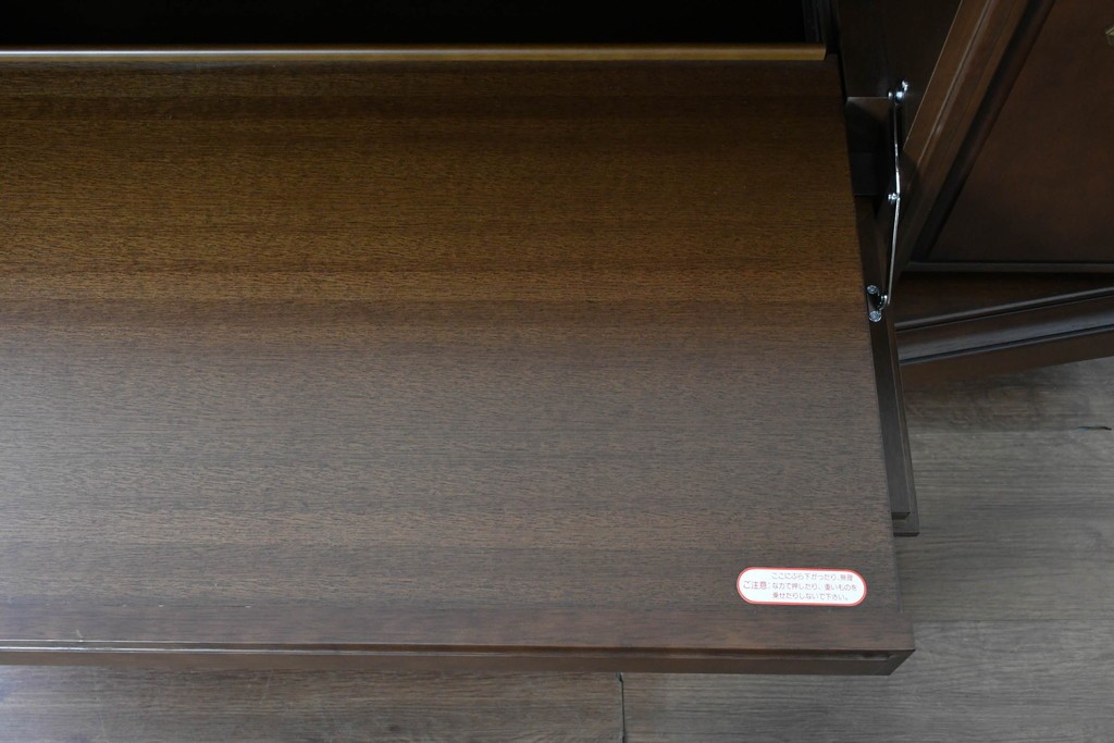中古　美品　maruni(マルニ木工)　地中海ロイヤルシリーズ(ROYAL)　収納力が魅力のクラシカルなテレビ台　(R-090610)