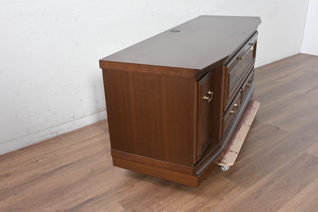 中古　美品　maruni(マルニ木工)　地中海ロイヤルシリーズ(ROYAL)　収納力が魅力のクラシカルなテレビ台　(R-090610)