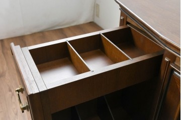 中古　美品　maruni(マルニ木工)　地中海ロイヤルシリーズ(ROYAL)　収納力が魅力のクラシカルなテレビ台　(R-090610)