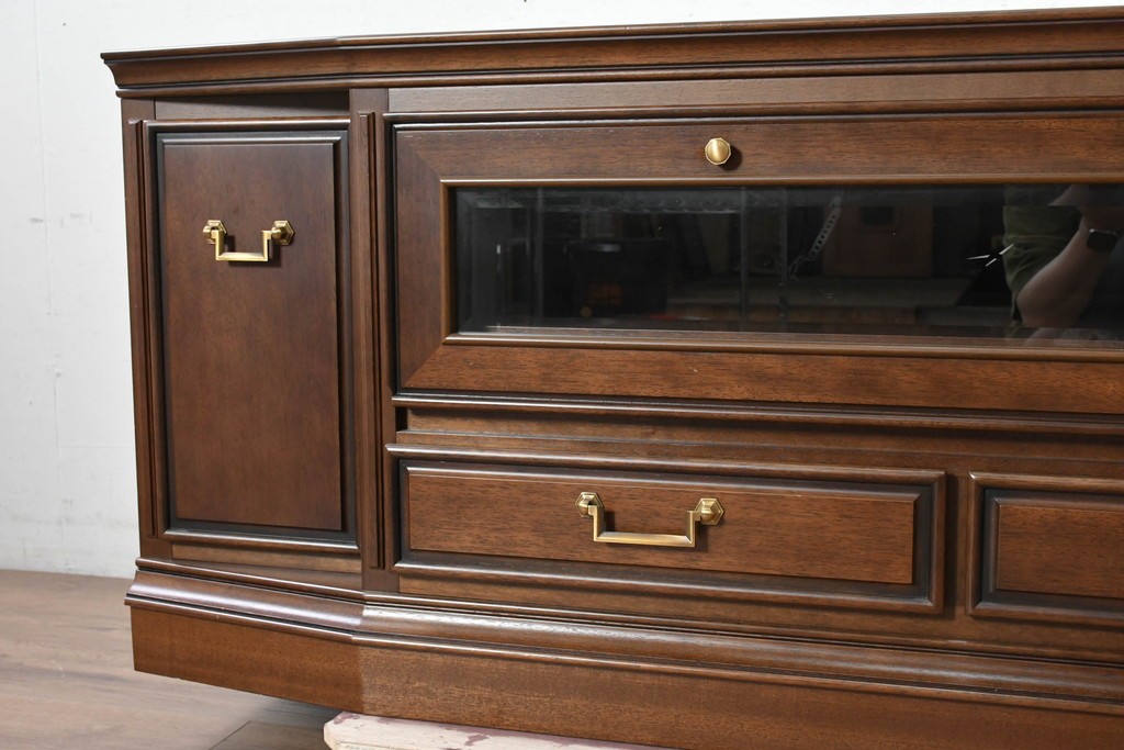 中古　美品　maruni(マルニ木工)　地中海ロイヤルシリーズ(ROYAL)　収納力が魅力のクラシカルなテレビ台　(R-090610)