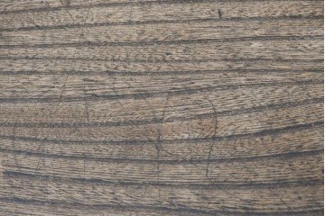 和製アンティーク　大正から昭和初期　総欅(ケヤキ)材　天板一枚板　豊かな木目と挽物脚が味わい深いローテーブル　(R-090620)