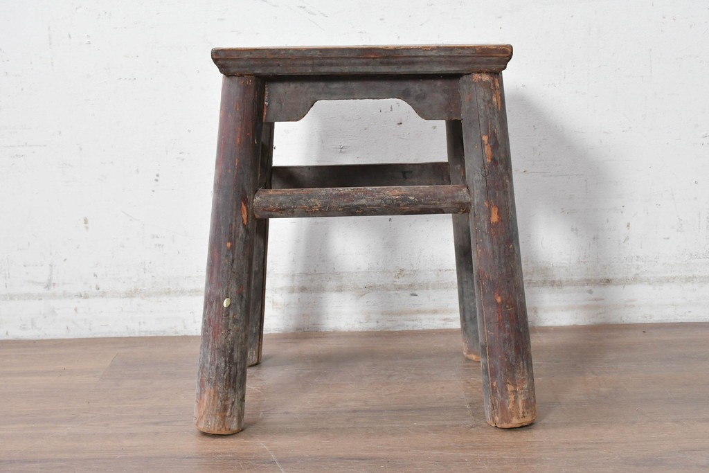 【簡易リペア限定品】　アジアンヴィンテージ　1970年から1980年頃　中国　伝統的な趣を楽しめるアンティーク調スツール　(R-090627)