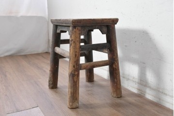 【簡易リペア限定品】　アジアンヴィンテージ　1970年から1980年頃　中国　伝統的な趣を楽しめるアンティーク調スツール　(R-090628)