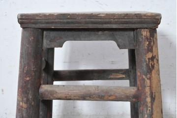 【簡易リペア限定品】　アジアンヴィンテージ　1970年から1980年頃　中国　伝統的な趣を楽しめるアンティーク調スツール　(R-090628)