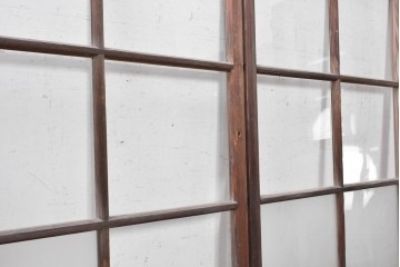 ヴィンテージ建具　昭和中期　素朴な木枠が味わい深いガラス窓2枚セット　(R-090634)