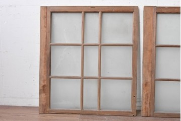 アンティーク建具　昭和初期　すりガラスと木枠がレトロなガラス窓2枚セット　(R-090635)