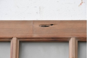 アンティーク建具　昭和初期　すりガラスと木枠がレトロなガラス窓2枚セット　(R-090635)