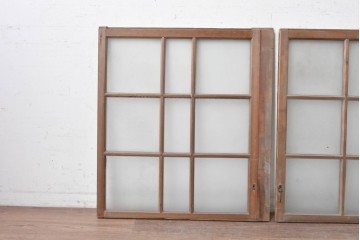 アンティーク建具　昭和初期　すりガラスと木枠がレトロなガラス窓2枚セット　(R-090635)
