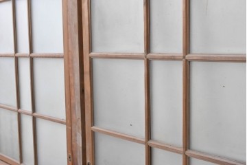 アンティーク建具　昭和初期　すりガラスと木枠がレトロなガラス窓2枚セット　(R-090635)