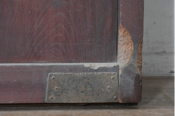 アンティーク建具　明治期　総欅(ケヤキ)材　ダイヤル式の錠と獅子の金具が印象的な格子蔵戸1枚　(R-090639)
