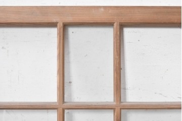 アンティーク建具　昭和初期から昭和中期　すっきりとした桟組がレトロなガラス窓2枚セット　(R-090640)