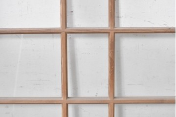 アンティーク建具　昭和初期から昭和中期　すっきりとした桟組がレトロなガラス窓2枚セット　(R-090640)