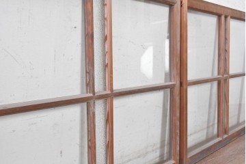 アンティーク建具　昭和初期から昭和中期　型板ガラスがアクセントを添えるガラス窓2枚セット　(R-090641)