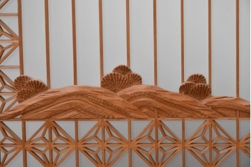 ヴィンテージ建具　昭和後期　片面ガラス　松鷹図の彫刻が圧巻の組子入り書院戸4枚セット　(R-090647)