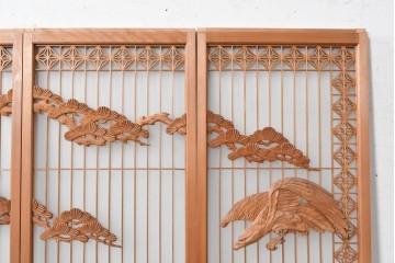 ヴィンテージ建具　昭和後期　片面ガラス　松鷹図の彫刻が圧巻の組子入り書院戸4枚セット　(R-090647)