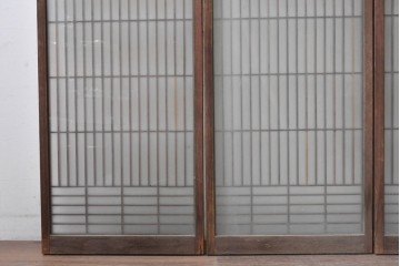 ヴィンテージ建具　昭和中期から昭和後期　和の趣を味わえる片面ガラスの書院戸4枚セット　(R-090648)