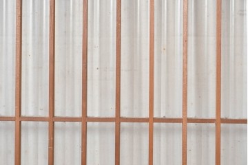 ヴィンテージ建具　昭和中期　片面モールガラス　繊細な縦格子と菱形組子が美しい書院戸2枚セット　(R-090649)