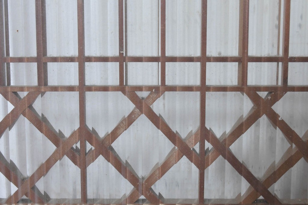 ヴィンテージ建具　昭和中期　片面モールガラス　繊細な縦格子と菱形組子が美しい書院戸2枚セット　(R-090649)