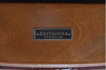 中古　maruni(マルニ木工)　高級ライン　BRITANNIA(ブリタニア)シリーズ　優美な曲線が上品なセンターテーブル　定価約76万円　(R-090652)