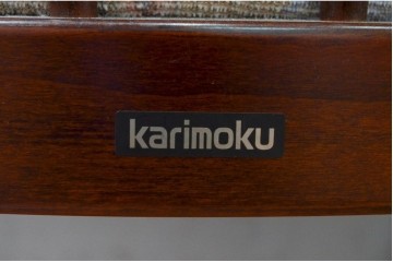 中古　カリモク家具(karimoku)　コロニアルシリーズ　キャスター付きダイニングアームチェア　定価約8万円　(R-090654)