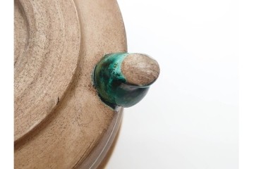 時代物　角福　色絵　花鳥図が華やかな三つ足植木鉢　(R-090656)