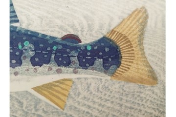 真作　昭和36年9月　加藤八洲　新刻　「遡る岩魚」　8/100　岩魚を大胆に描いた木版画　台紙付き　(R-090667)