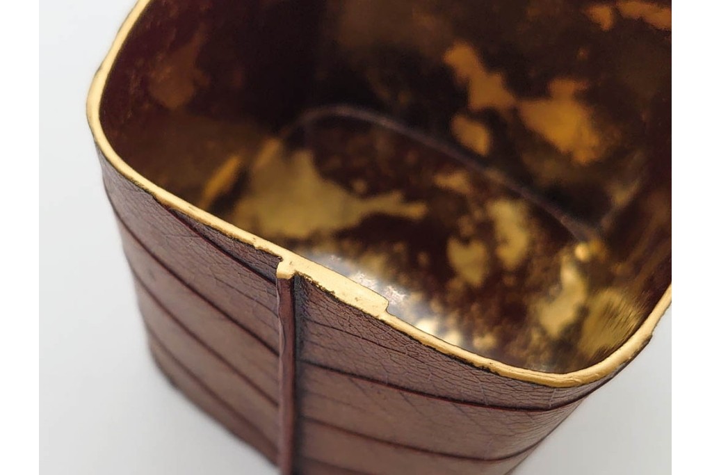 中村宗悦　遠山蒔絵と内金が趣深い柿の葉茶器　共箱付き　(R-090671)